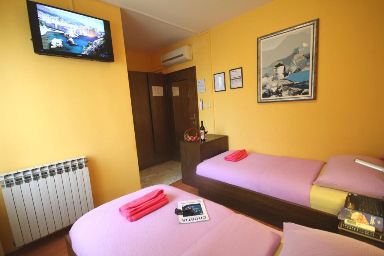 Micika Guest house